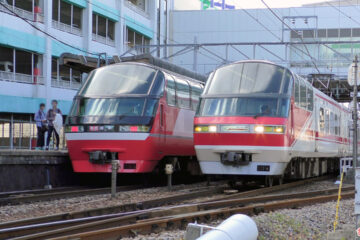 東岡崎駅にて