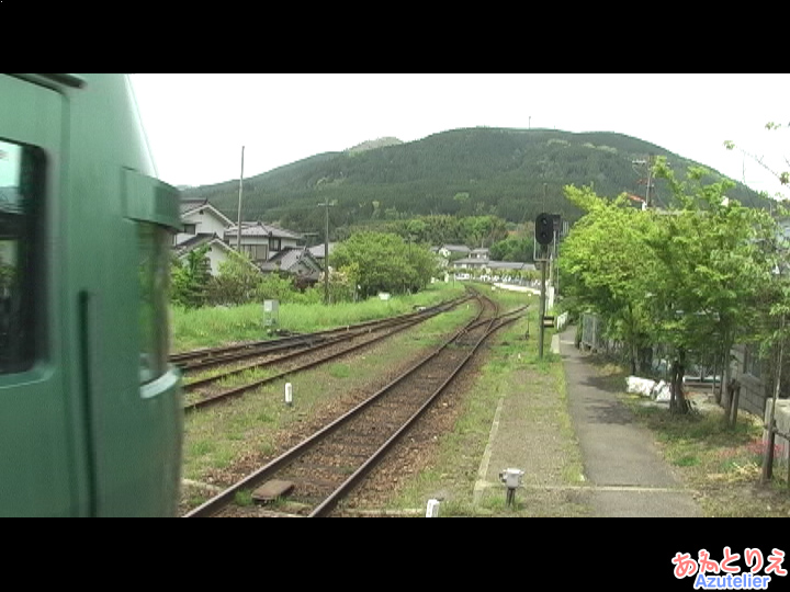 出発するゆふいんの森