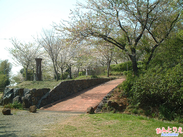 古墳公園全景