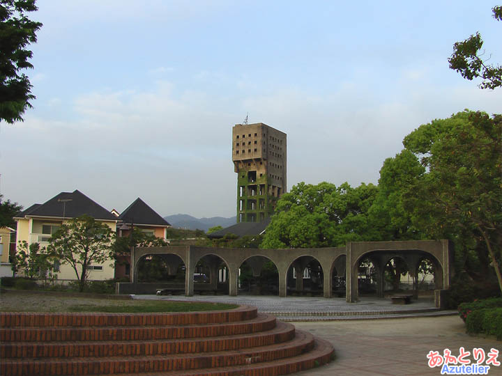 志免鉄道記念公園(右側)