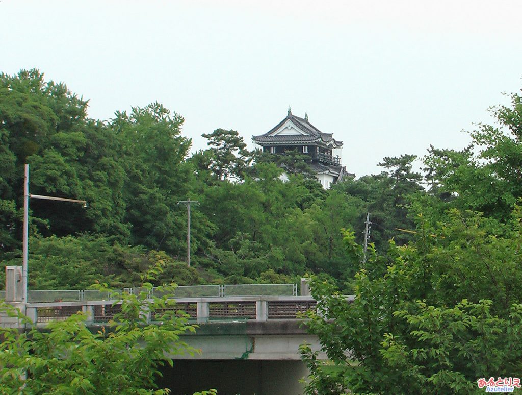 岡崎城(北側)