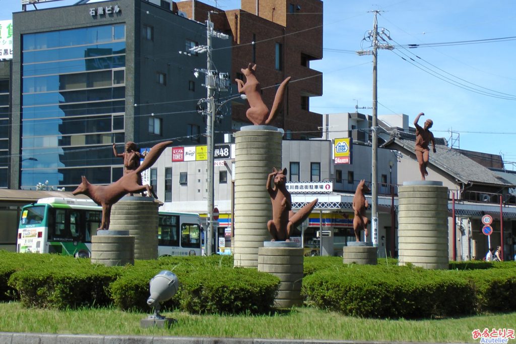 豊川駅前