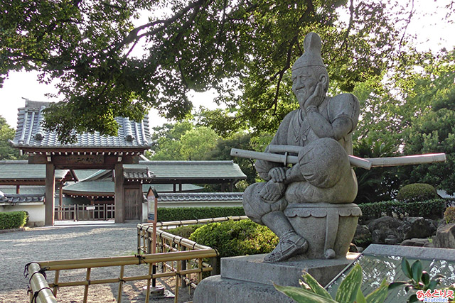 岡崎公園：しかみ像