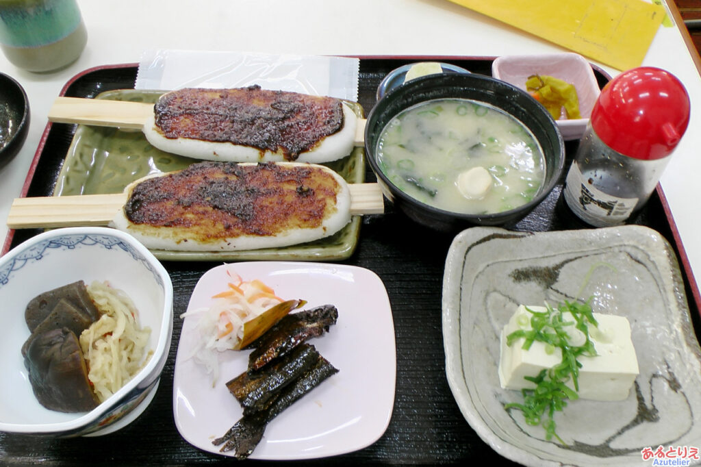 五平餅定食(1100円)