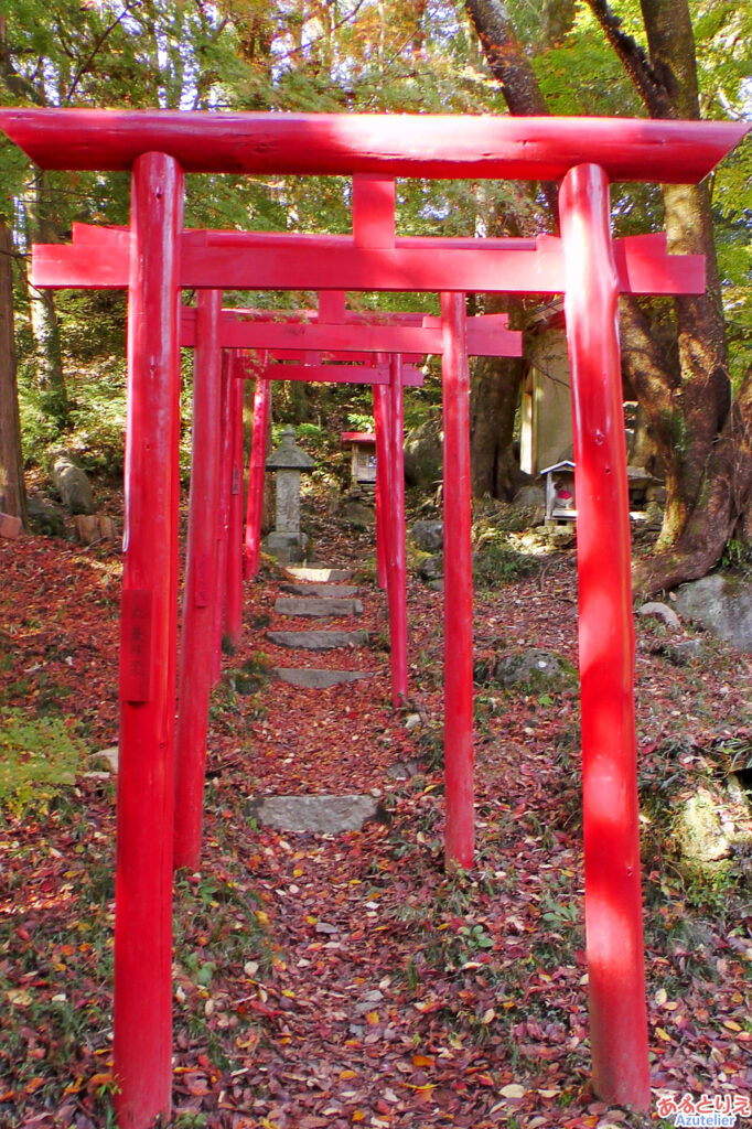 市場城主の供養塔